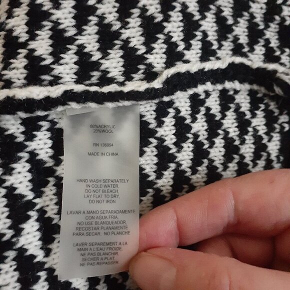 Sioni Women's Size Large Black & White Wool Blend Knit Artsy Cardigan Jacket - Picture 7 of 14